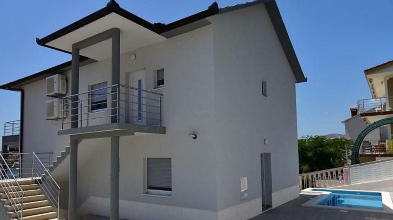 Apartments Bilobrk Trogir Luaran gambar