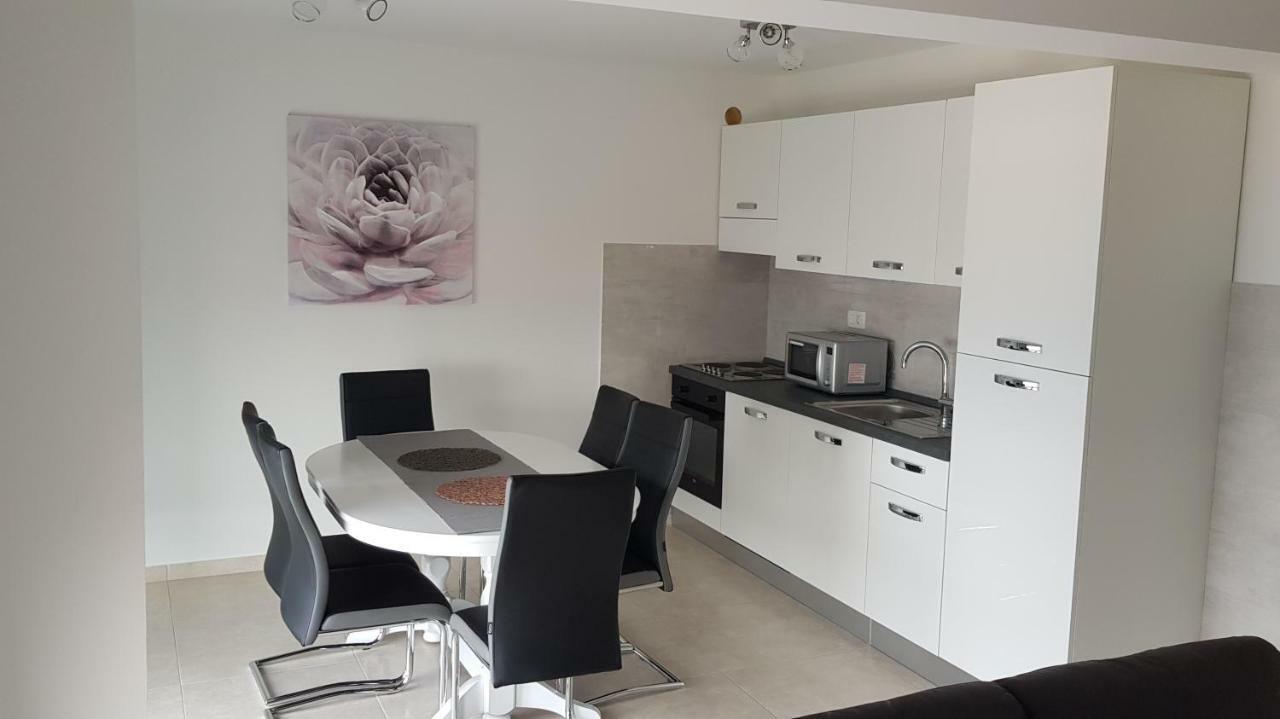 Apartments Bilobrk Trogir Luaran gambar