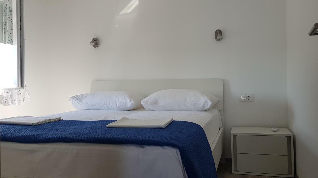 Apartments Bilobrk Trogir Luaran gambar